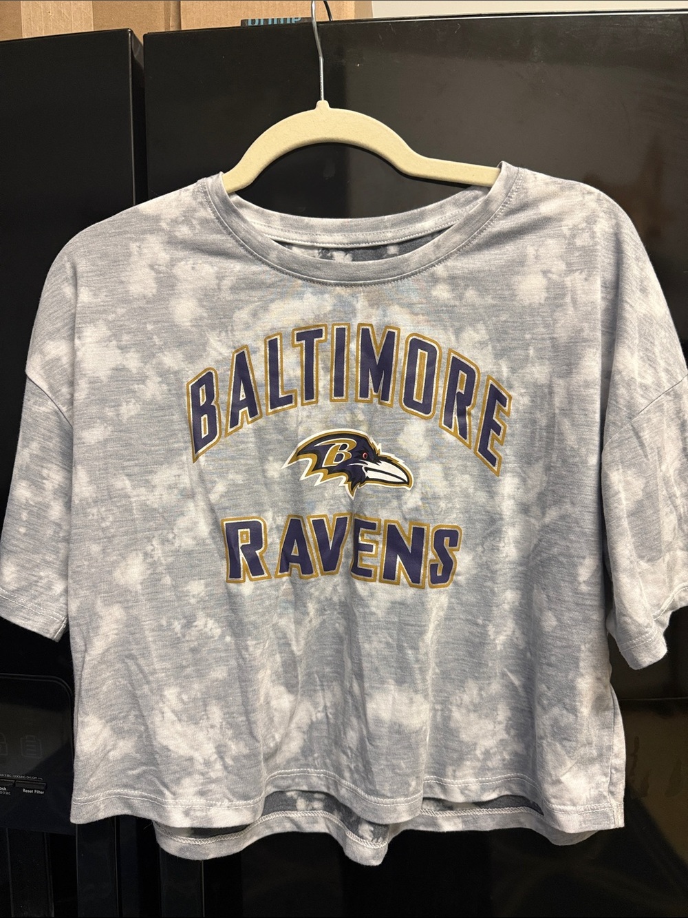 Women’s Baltimore Ravens Gray Tie-Dye Crop T-Shirt
